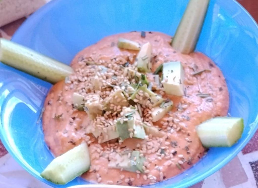 RECETAS COMPARTIDAS 20260519 AURORA VALVERDE MONTERO Tomates estofados y salmorejo3