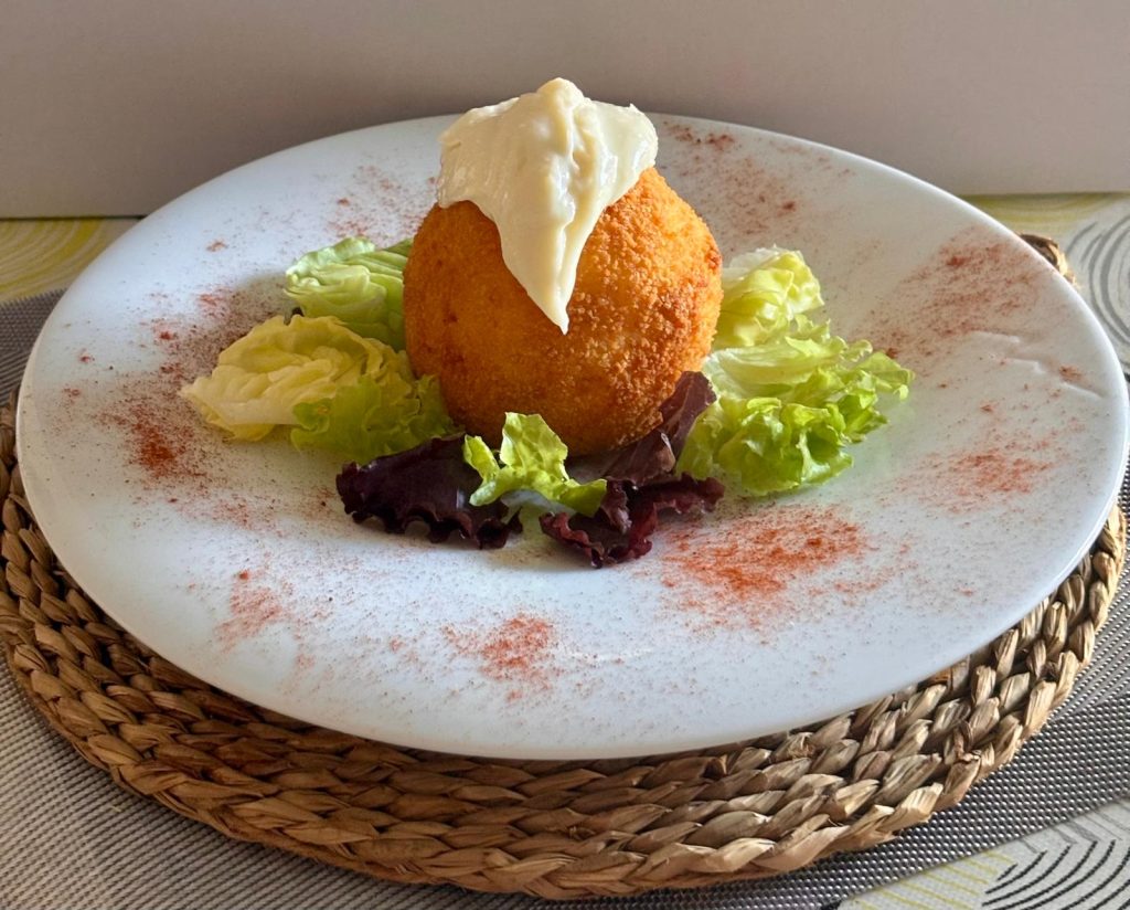 RECETAS COMPARTIDAS 20260922 Merche Abad Bomba de patata y pastel de Jíjoles